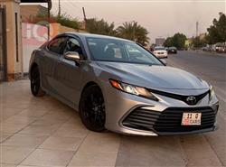 تۆیۆتا کامری